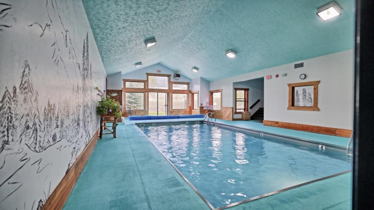 Yellowstone Village Inn And Suites การ์ดีเนอร์ ภายนอก รูปภาพ