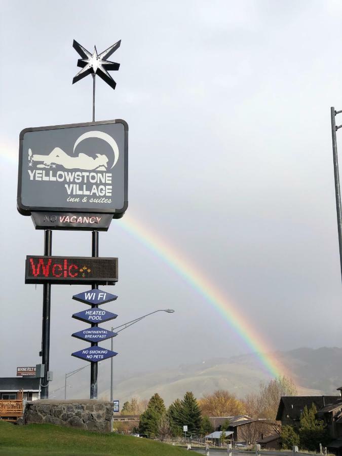 Yellowstone Village Inn And Suites การ์ดีเนอร์ ภายนอก รูปภาพ
